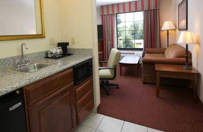 Hampton Inn Hadley-Amherst Area מראה חיצוני תמונה